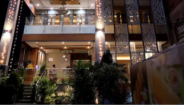 Hotel Lucky International